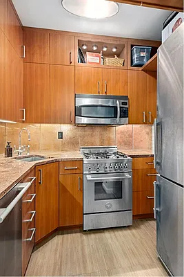 Rented by Douglas Elliman | media 7