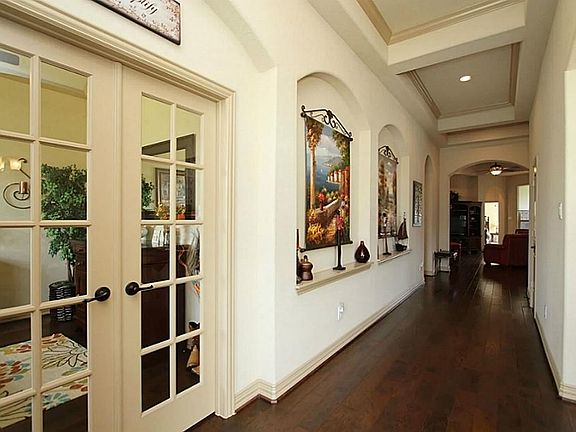 4th image of 9314 Casa Blanca Cir