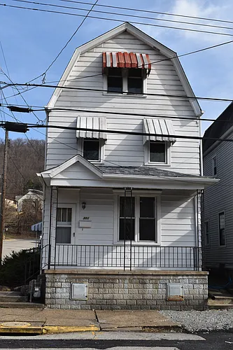 301 Ohio Ave Photo 1