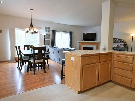 2nd image of 7226 NE Shaleen St