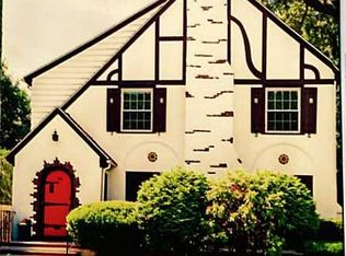 271 Freeman Pkwy, Providence, RI 02906