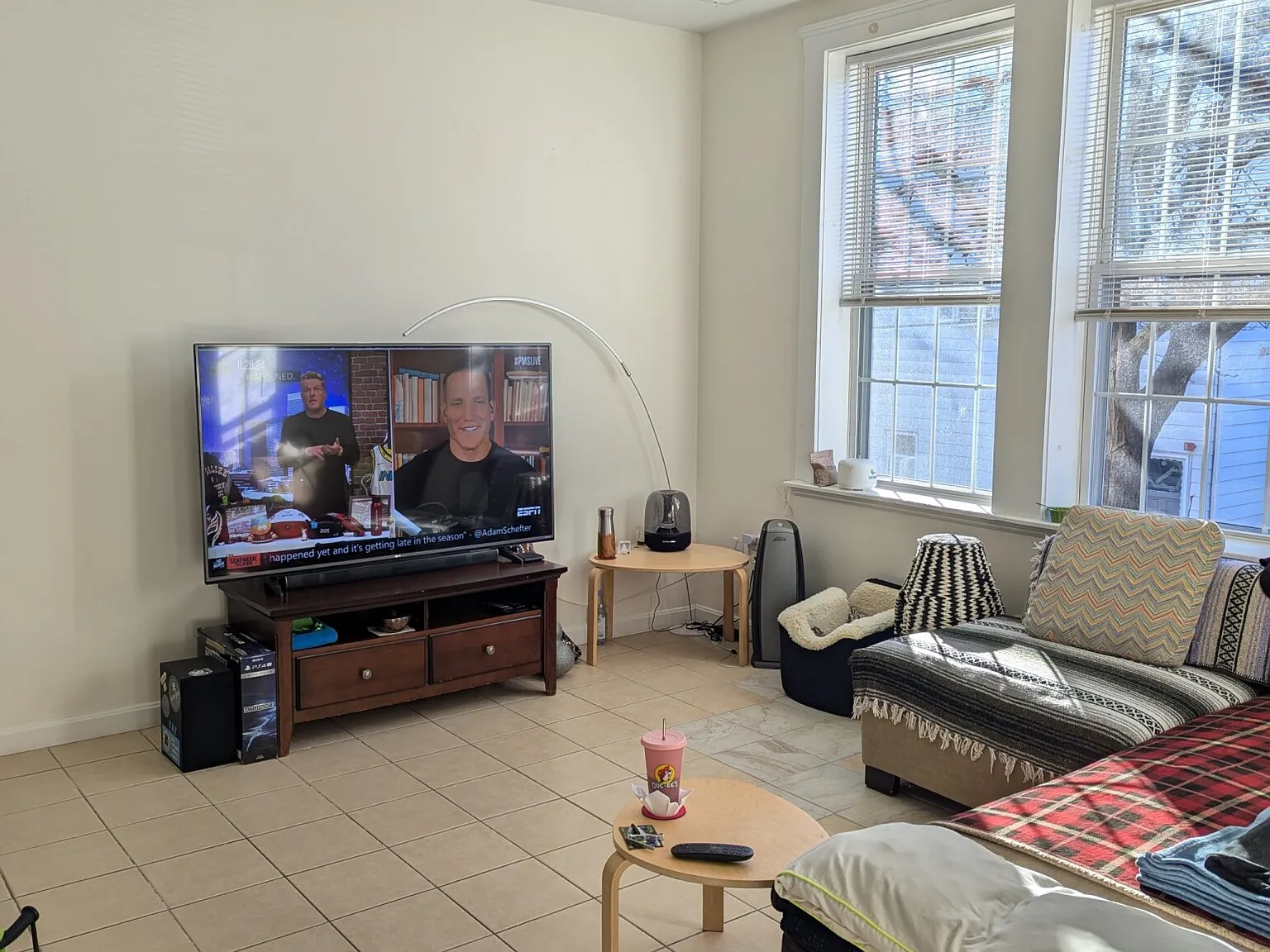 3 bed, 1500 sqft, $3,300 — Photo 3