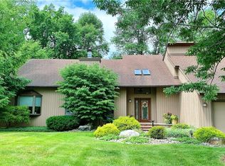 8785 Wedgefield Ln, Cicero, NY 13039