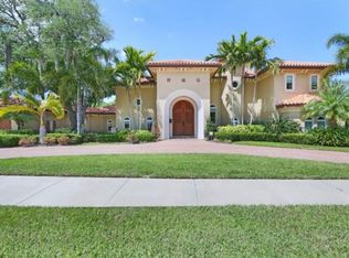 318 Roebling Rd S, Belleair, FL 33756