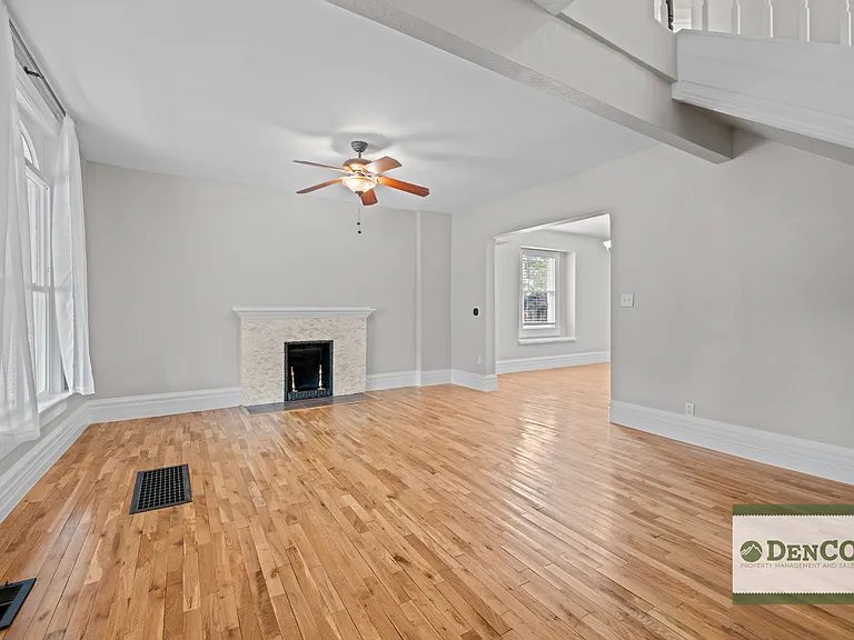443 W 1st Ave — Photo 5