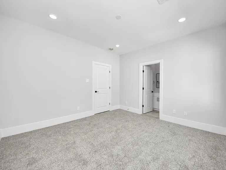 4814 Cochran St — Photo 38