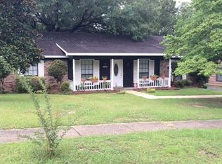 2825 Gaslight Ln, Mobile, AL 36695