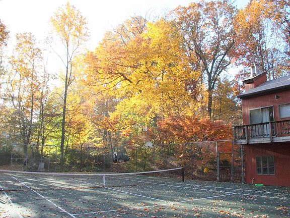 Tennis court opposite direction