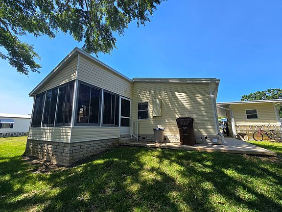 2nd image of 209 Tradewind Ct