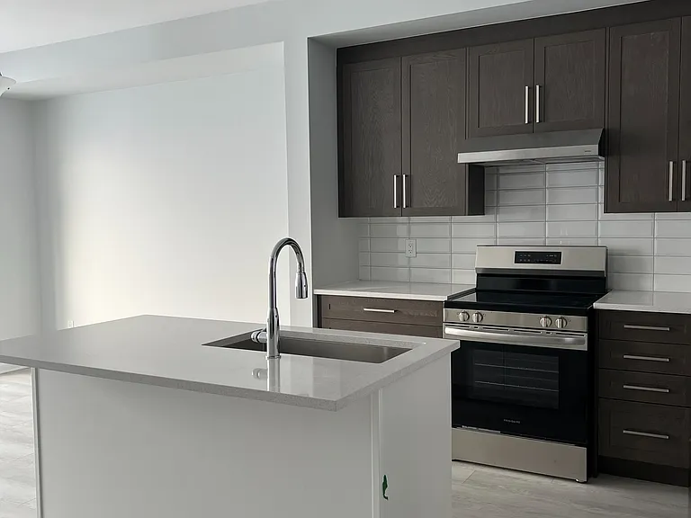 144 Invention Blvd — Photo 3
