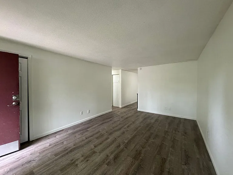 Peyton Plaza — Photo 26