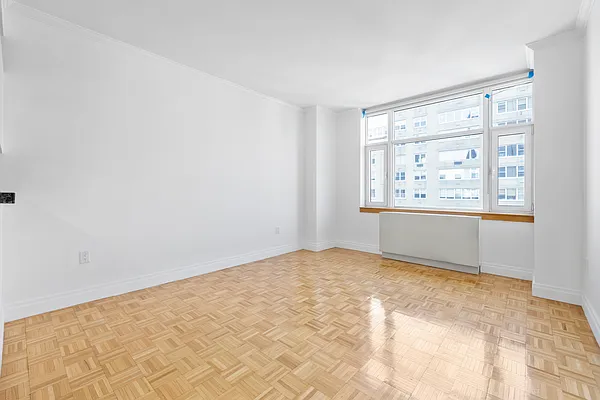 Rented by Keller Williams NYC | media 10