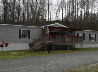 905 Heaberlin Rd, Wurtland, KY 41144