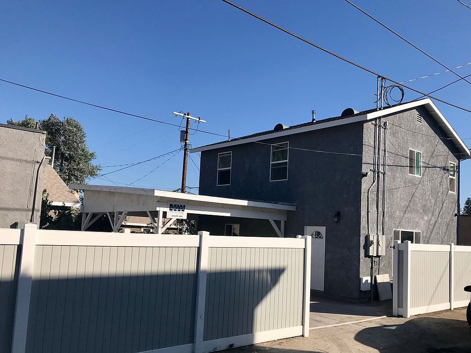1st image of 846 W 105th St