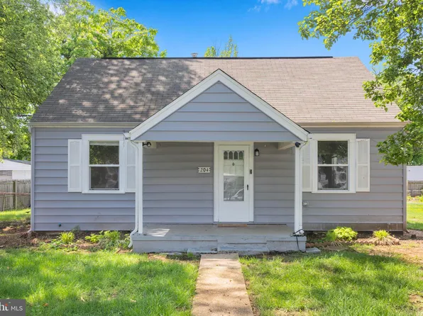 204 Mohican Dr, Oxon Hill, MD 20745