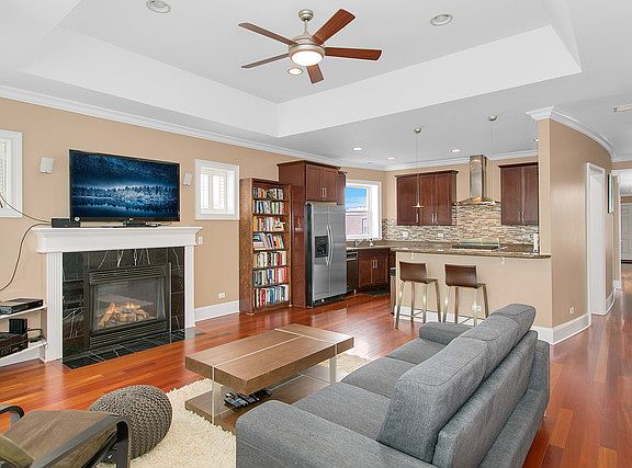 5th image of 4857 N Talman Ave APT 3