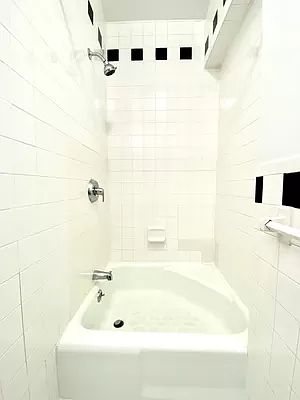 5th image of 512 E 79th St #3EV