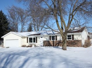 1410 Donald Dr, Sun Prairie, WI 53590