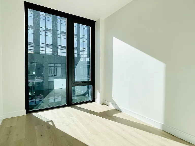 40-46 24th St #5F — Photo 9