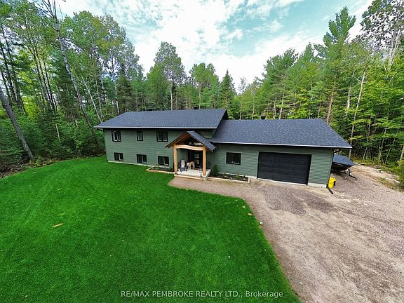 3rd image of 13 Rantz Rd