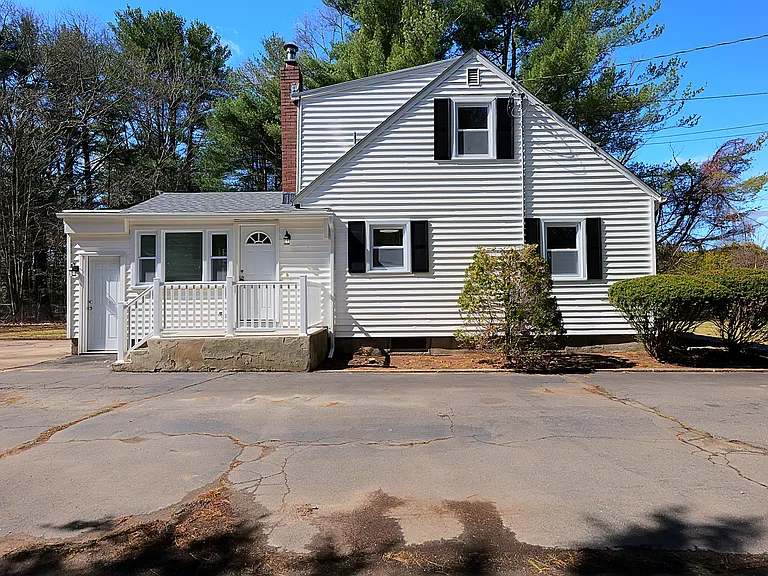 60 Union St — Photo 27