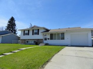 120 Meadow Dr, Helena, MT 59601