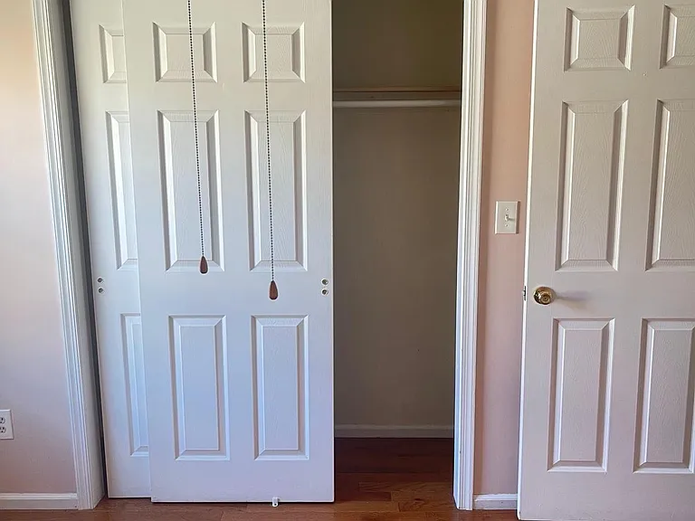 22 Troy St — Photo 8