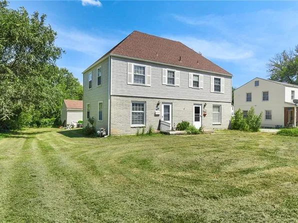 6601 Floyd St, Overland Park, KS 66202