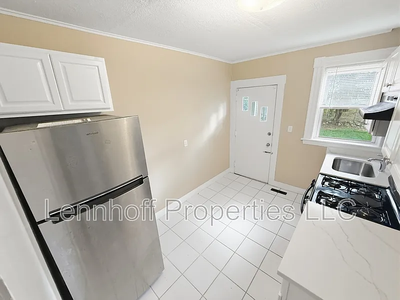 Studio, 1.0 bath, $1,675 — Photo 1