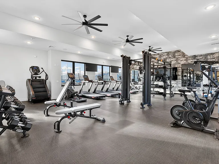Switch Luxury Apartments — Photo 3