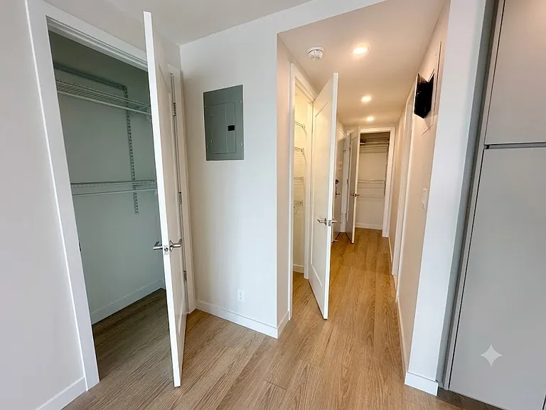 175 W 87th St #7D — Photo 6