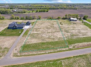 8920 Grace Ln N, Loretto, MN 55357
