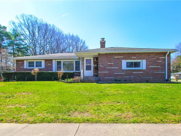 217 Hewitt St, Rochester, NY 14612