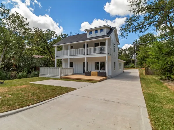 1104 Berkeley St, College Station, TX 77840