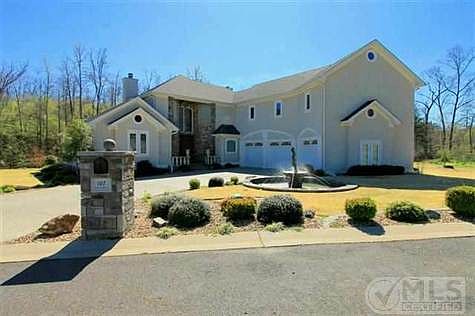 1st image of 107 Copper Mountain Ct