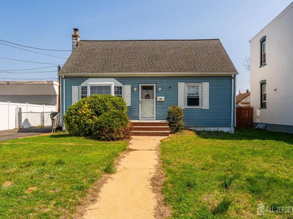 44 Lillian St, Fords, NJ 08863