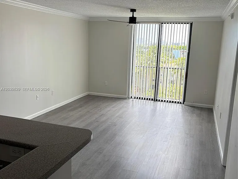 1919 Van Buren St #707A — Photo 4