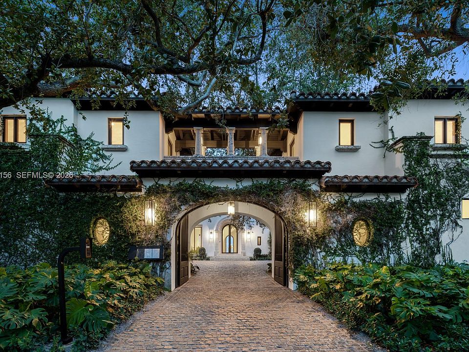 1st image of 5300 N Bay Rd