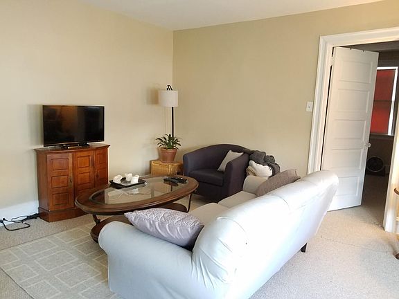2- Living Room 2
