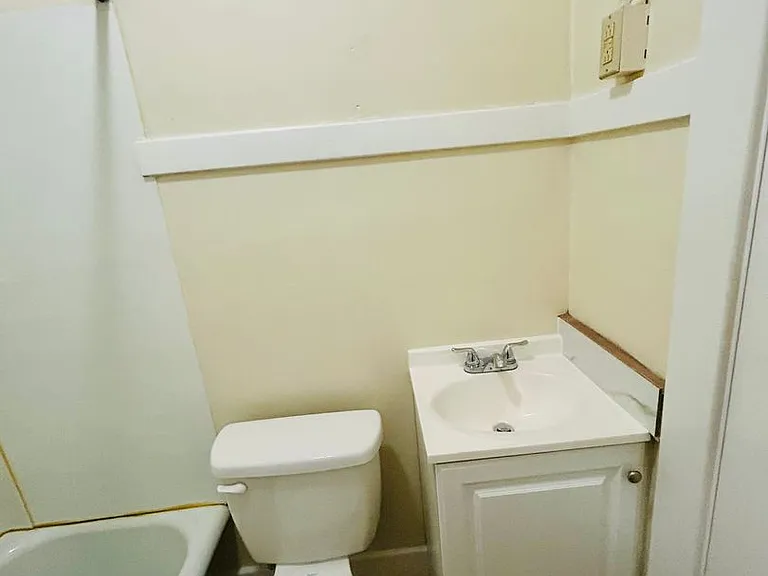207 Yakima St — Photo 45