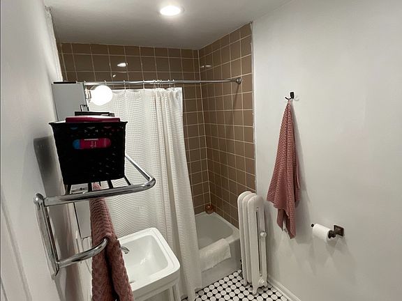 4th image of 677 W Wrightwood Ave #6815-2W