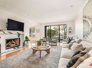 12218 Montana Ave APT 103, Los Angeles, CA 90049