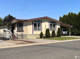 915 NE Chelan St, College Place, WA 99324