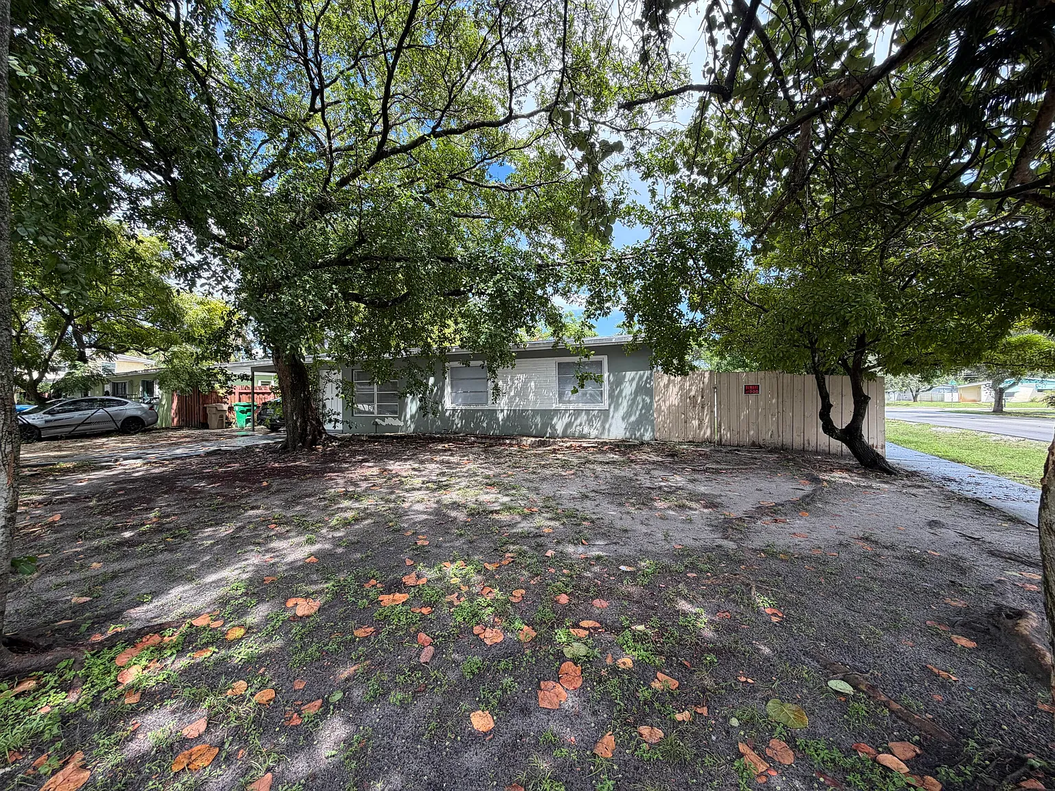 4 bed, 2.0 bath, 1257 sqft, $3,350 — Photo 2