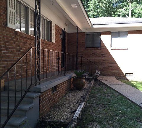 4th image of 97 Gibson Road Cir