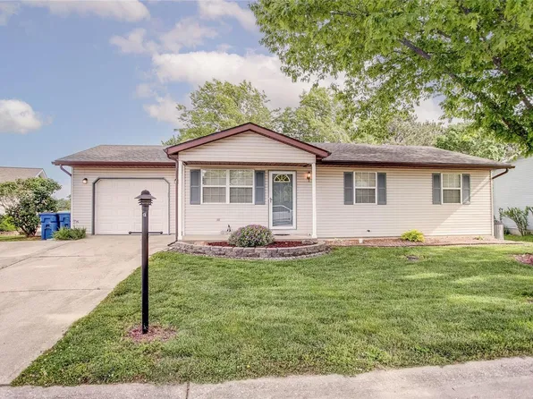 4 Brase Ct, Marine, IL 62061