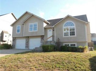 1123 N Jones Rd, Independence, MO 64056