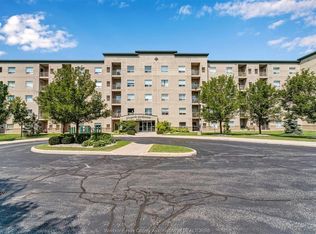 5000 Wyandotte St E #404, Windsor, ON N8Y 5B8