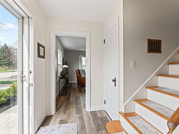 3rd image of 1015 Westgate Rd