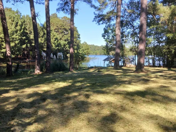 1144 Lake Dockery Rd, Byram, MS 39272